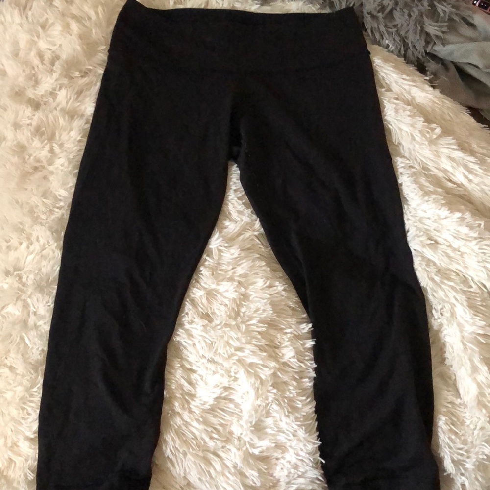 Lululemon cropped leggings